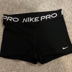black nike pro shorts